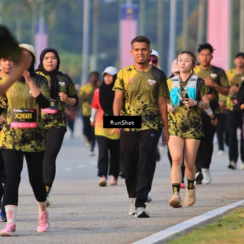 Runner Photo 6993386