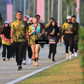 Runner Photo 6993390