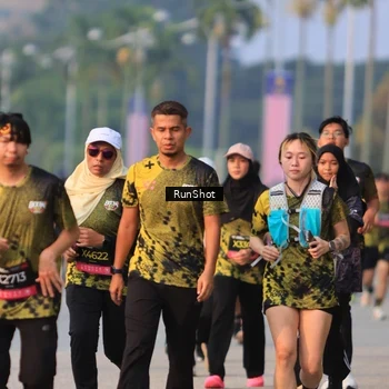 Runner Photo 6993406