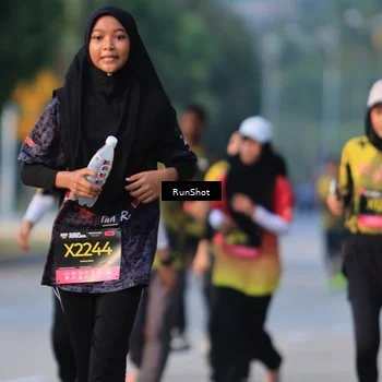 Runner Photo 6993488