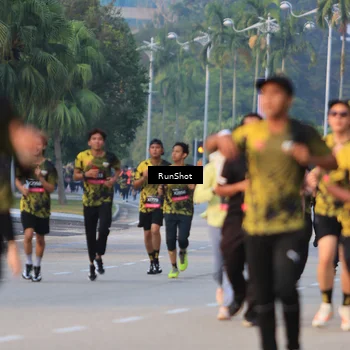 Runner Photo 6993489