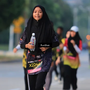 Runner Photo 6993502