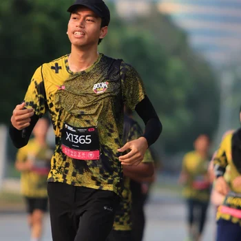 Runner Photo 6993509