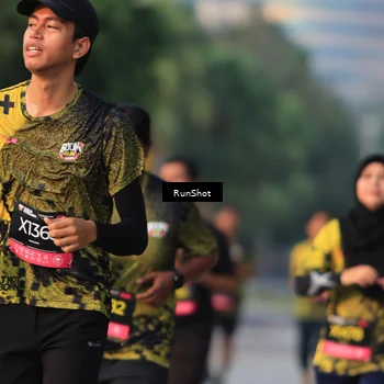 Runner Photo 6993512