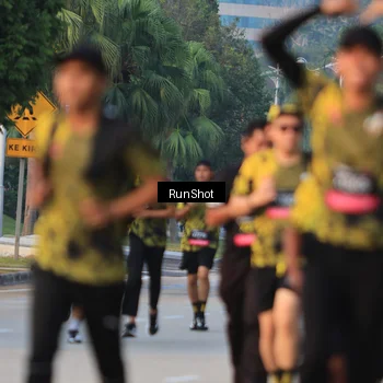 Runner Photo 6993516