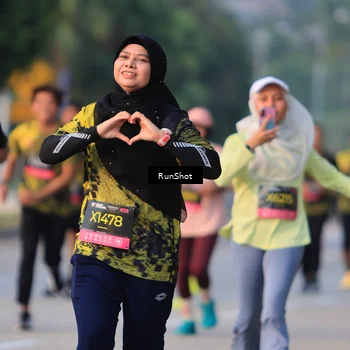 Runner Photo 6993525