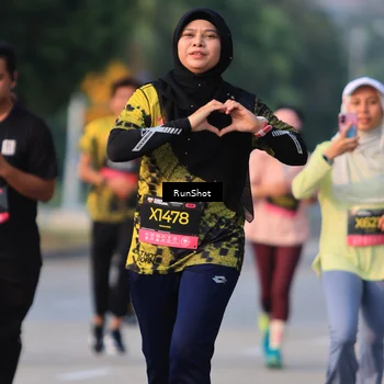 Runner Photo 6993527