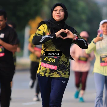 Runner Photo 6993529