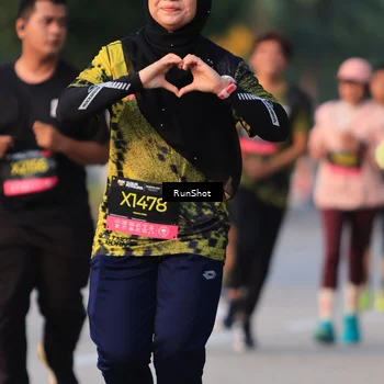 Runner Photo 6993537