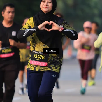 Runner Photo 6993547