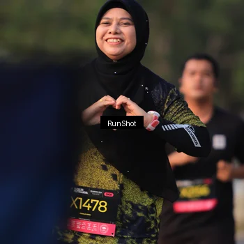 Runner Photo 6993557