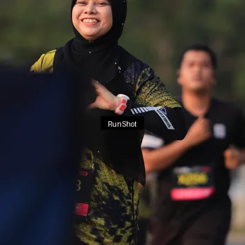 Runner Photo 6993558