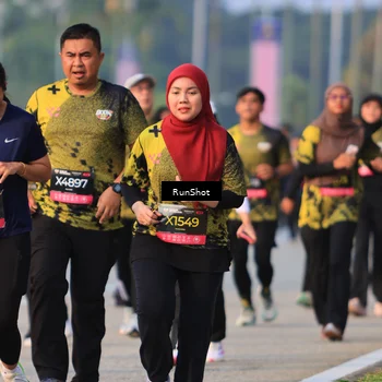 Runner Photo 6993629