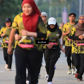 Runner Photo 6993638