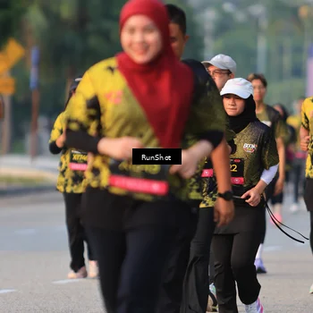 Runner Photo 6993642