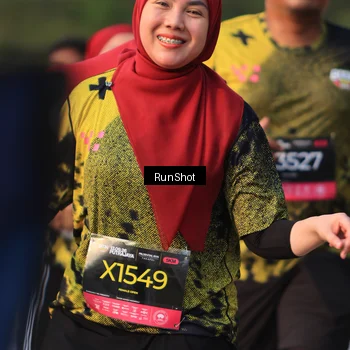 Runner Photo 6993696