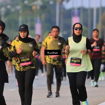 Runner Photo 6993705