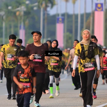 Runner Photo 6993757