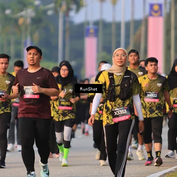 Runner Photo 6993765