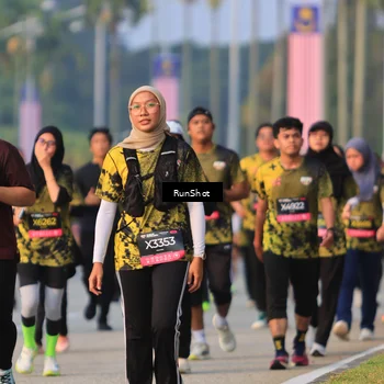Runner Photo 6993778