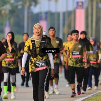 Runner Photo 6993779