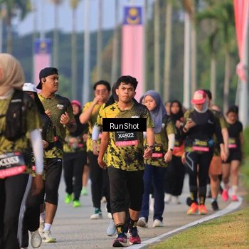 Runner Photo 6993784