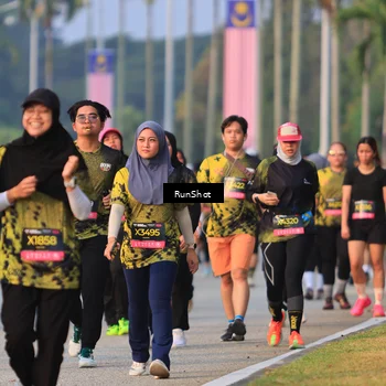 Runner Photo 6993814
