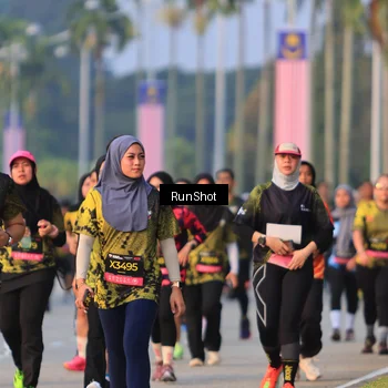 Runner Photo 6993832