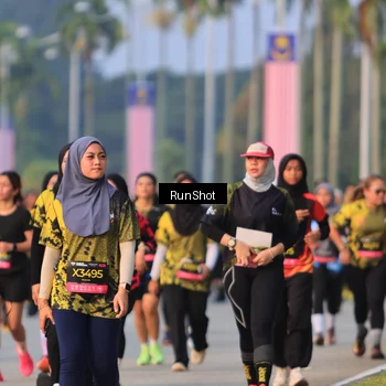 Runner Photo 6993836