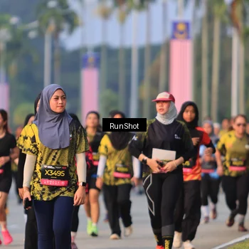 Runner Photo 6993839