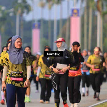 Runner Photo 6993841