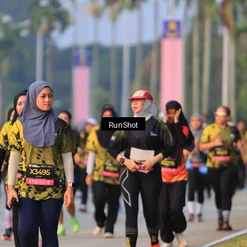 Runner Photo 6993842