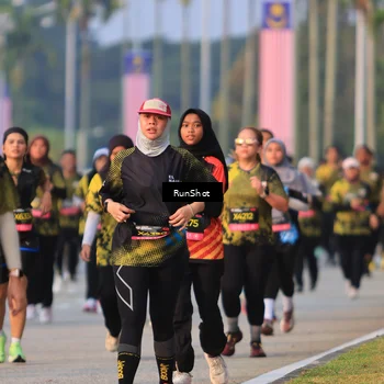 Runner Photo 6993857