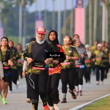 Runner Photo 6993858