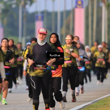 Runner Photo 6993859