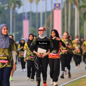 Runner Photo 6993861