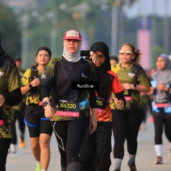 Runner Photo 6993886