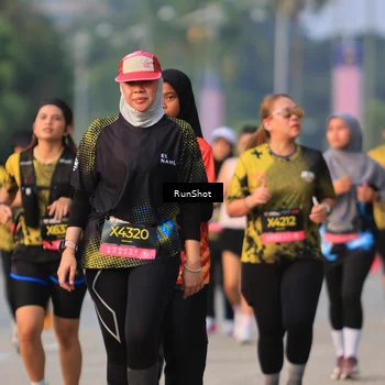 Runner Photo 6993908