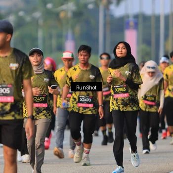 Runner Photo 6994002