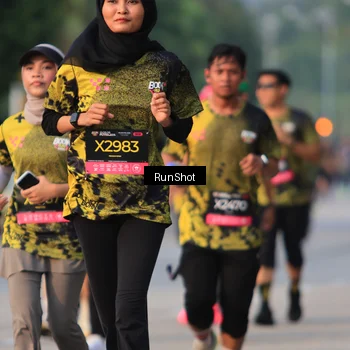 Runner Photo 6994017