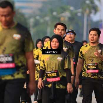 Runner Photo 6994112