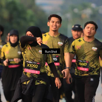 Runner Photo 6994123