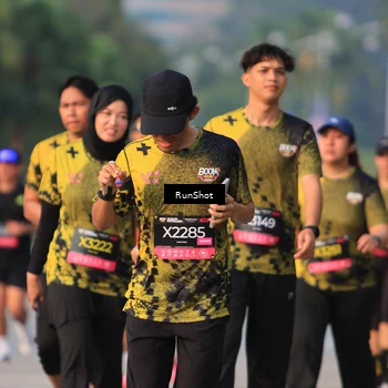 Runner Photo 6994171