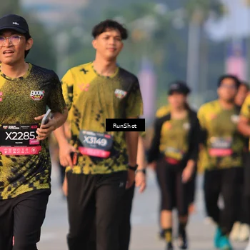 Runner Photo 6994176