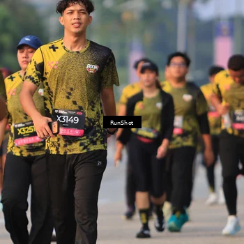 Runner Photo 6994180