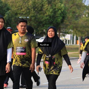 Runner Photo 6995694