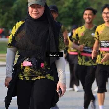 Runner Photo 6995713