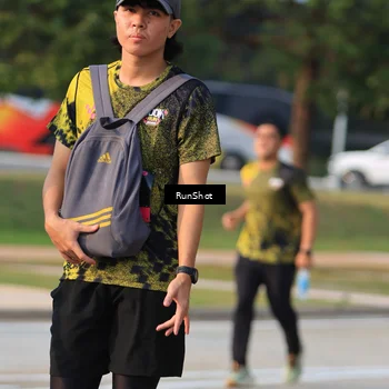 Runner Photo 6995726