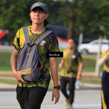 Runner Photo 6995728