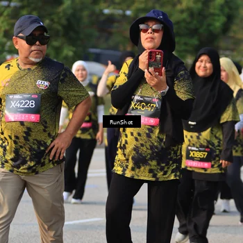 Runner Photo 6995745